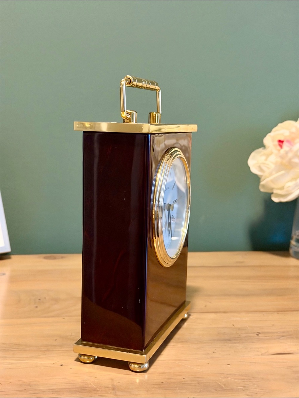 Howard Miller Rosewood Brass Tabletop Clock Vintage Style - Picture 5 of 11